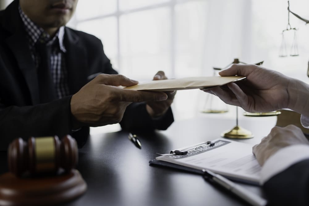 Advogado pode receber precatório pelo cliente? | Guia completo